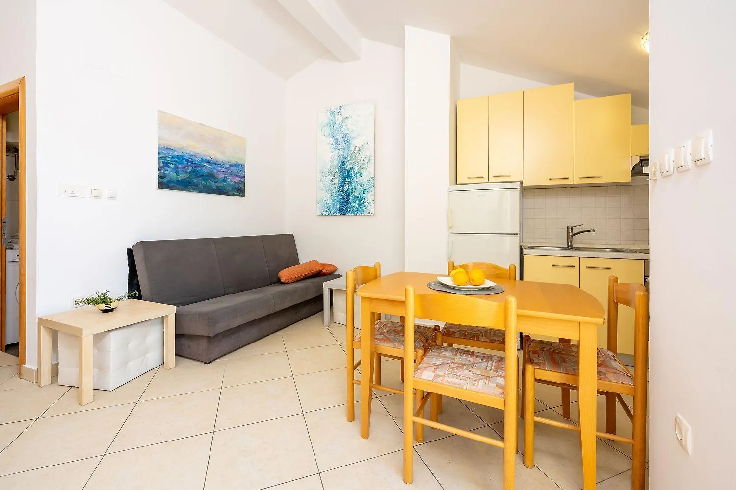 Cozy Dachgeschosswohnung Mit Meerblick, Klima, Wifi - Nur 350 Meter Zum Strand Dramalj Croatia