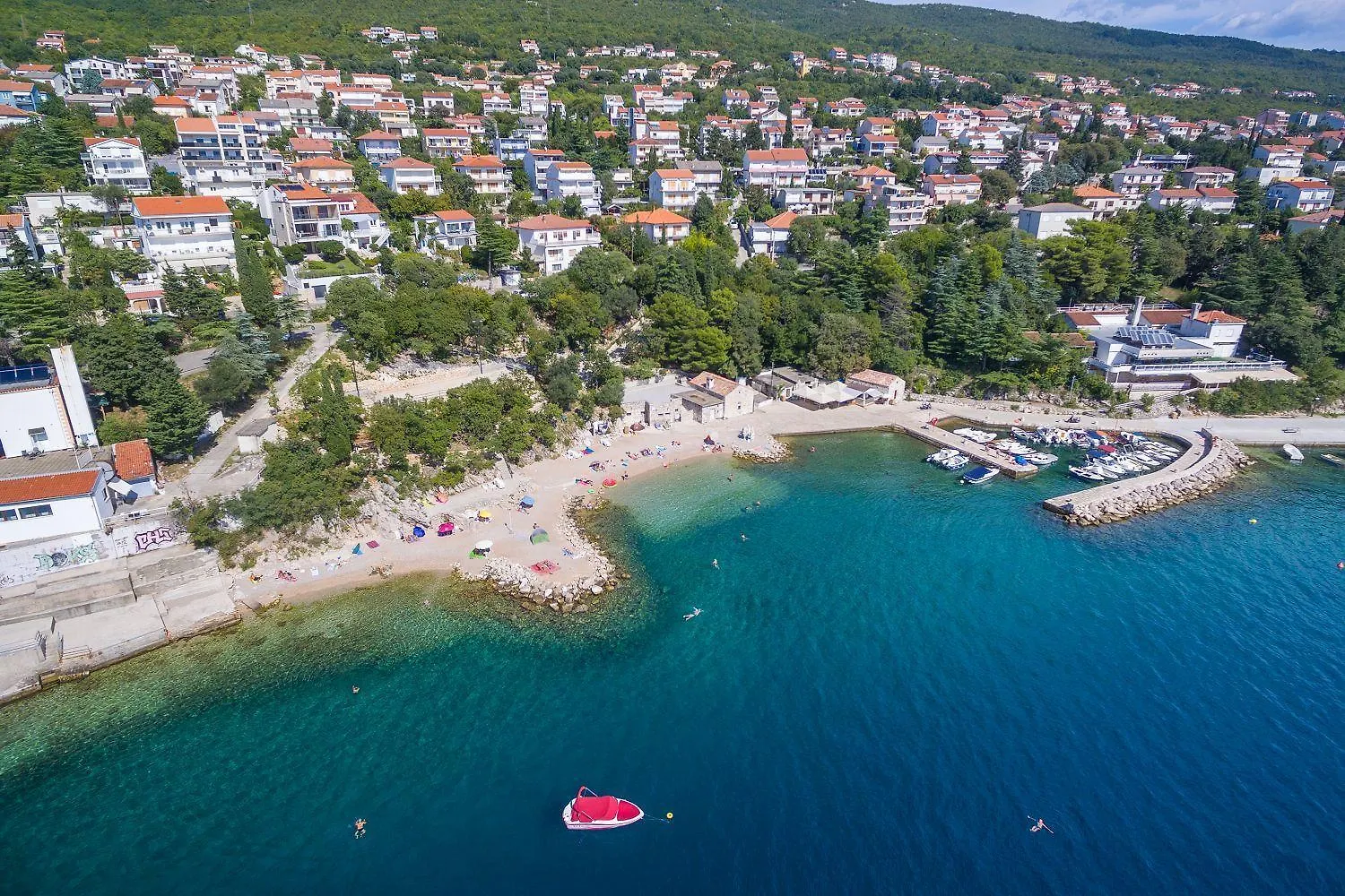 Cozy Dachgeschosswohnung Mit Meerblick, Klima, Wifi - Nur 350 Meter Zum Strand Dramalj Apartment