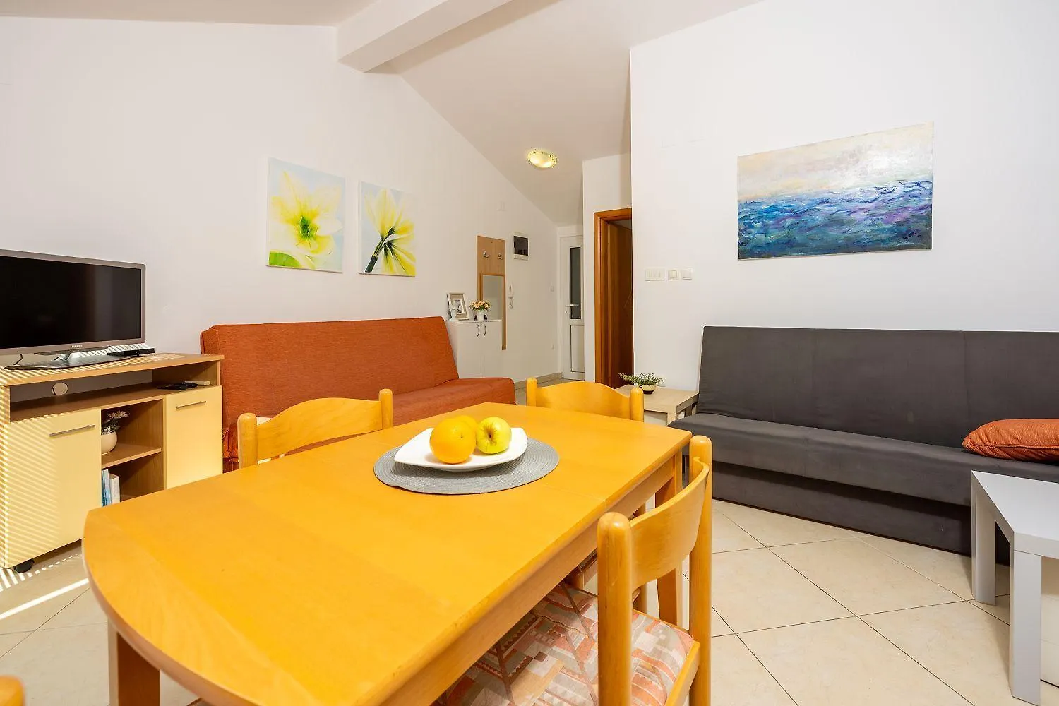 Cozy Dachgeschosswohnung Mit Meerblick, Klima, Wifi - Nur 350 Meter Zum Strand Dramalj