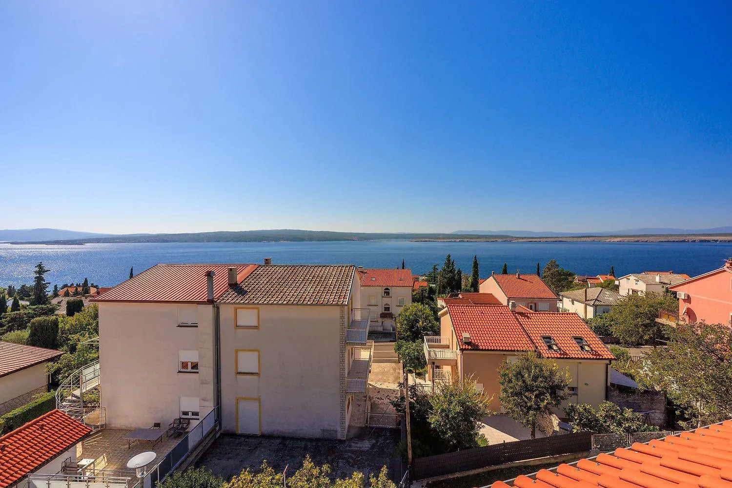 Apartment Cozy Dachgeschosswohnung Mit Meerblick, Klima, Wifi - Nur 350 Meter Zum Strand Dramalj